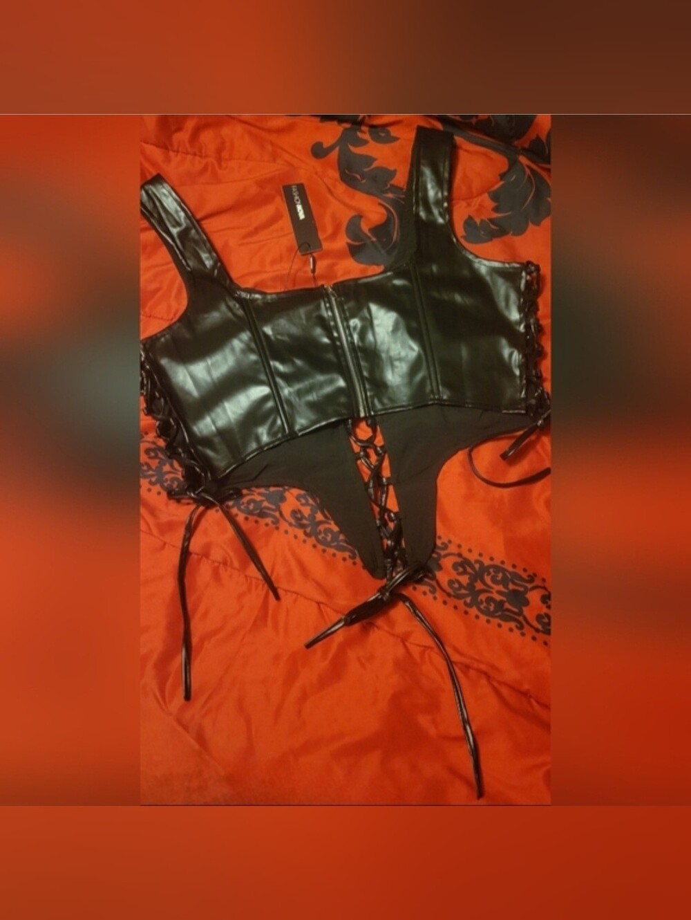 Fashion Nova true to you blk faux leather tie front sides crop top corset 1X NWT - Picture 11 of 17